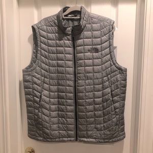 Men’s The North Face Thermoball Vest XL
